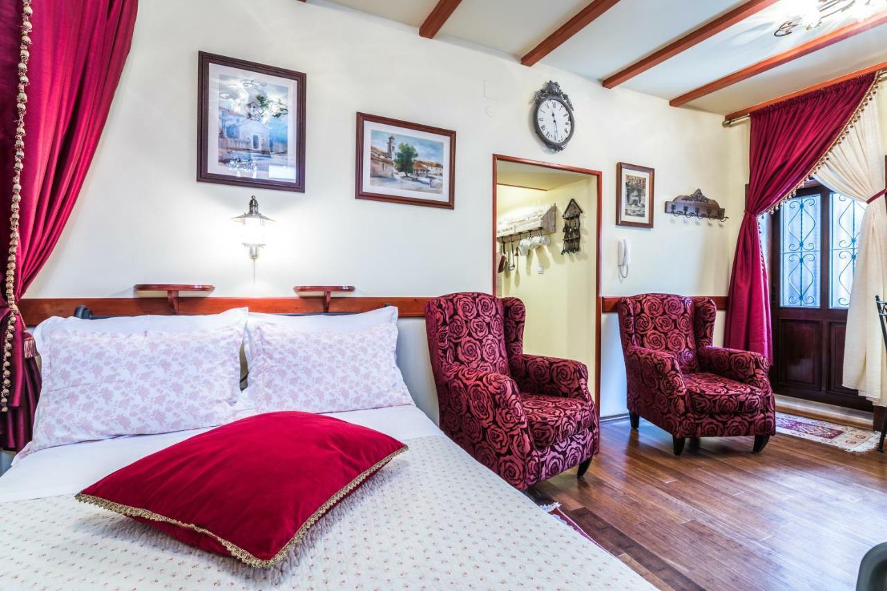 Emperor'S Suites سبليت المظهر الخارجي الصورة