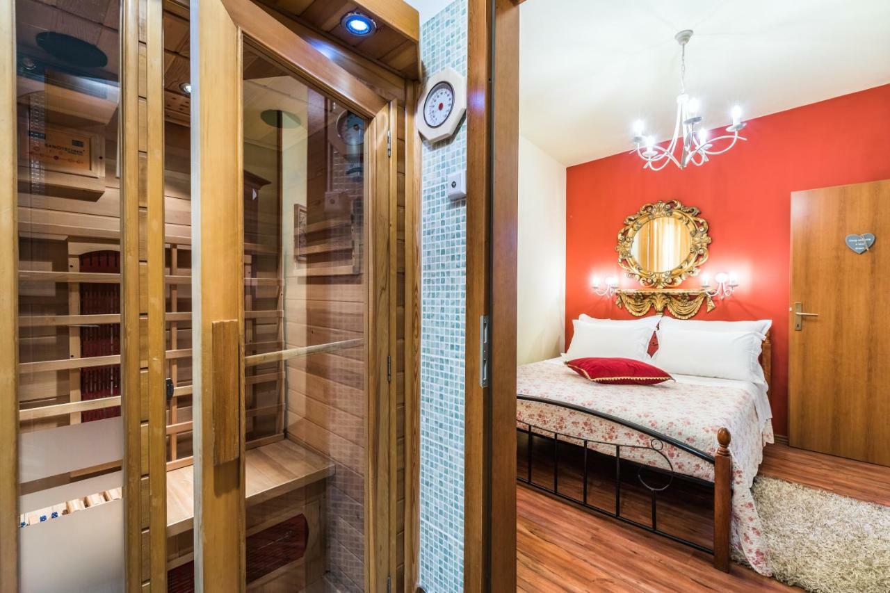 Emperor'S Suites سبليت المظهر الخارجي الصورة